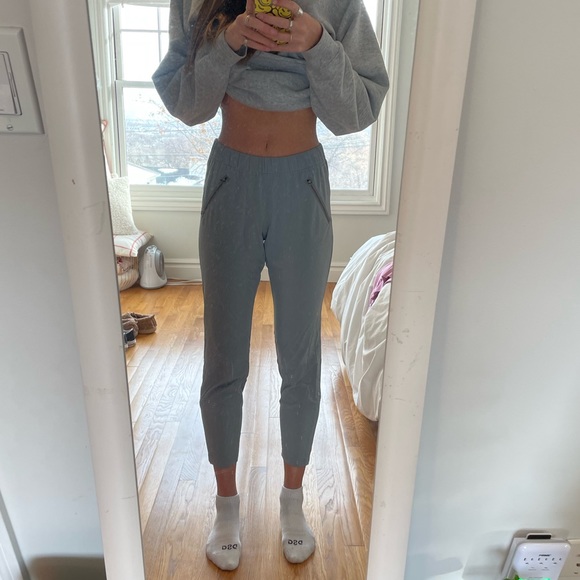 Athleta Pants - athlete grey stretchy joggers